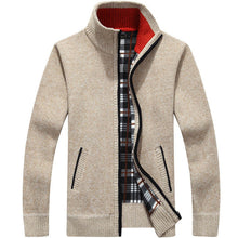 Load image into Gallery viewer, Cardigan Sweater Men Autumn Winter SweaterCoats
